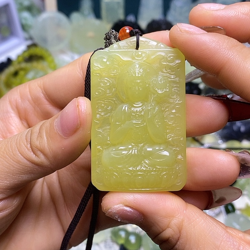 【闪购商品】蛇纹石玉颈饰未镶嵌