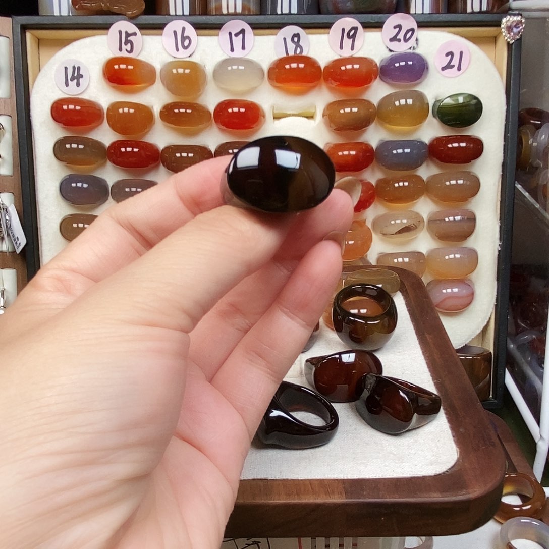 漾***醺玛瑙/玉髓未镶嵌戒指