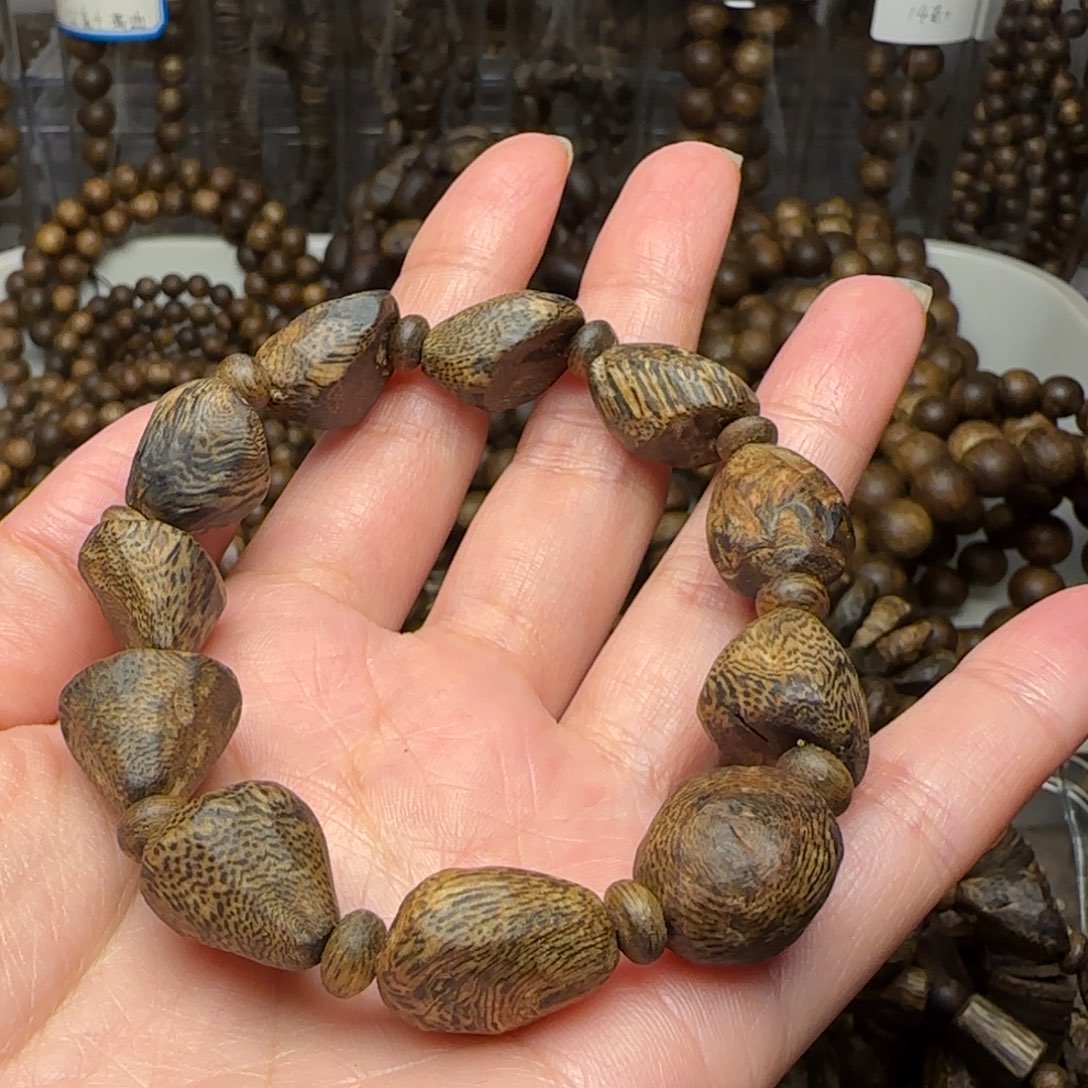 沉香手串.***.单圈树丁包头老料海南老白棋