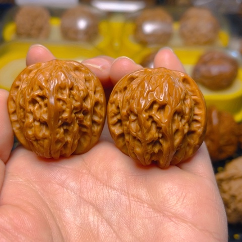 文玩核桃吊坠磨盘