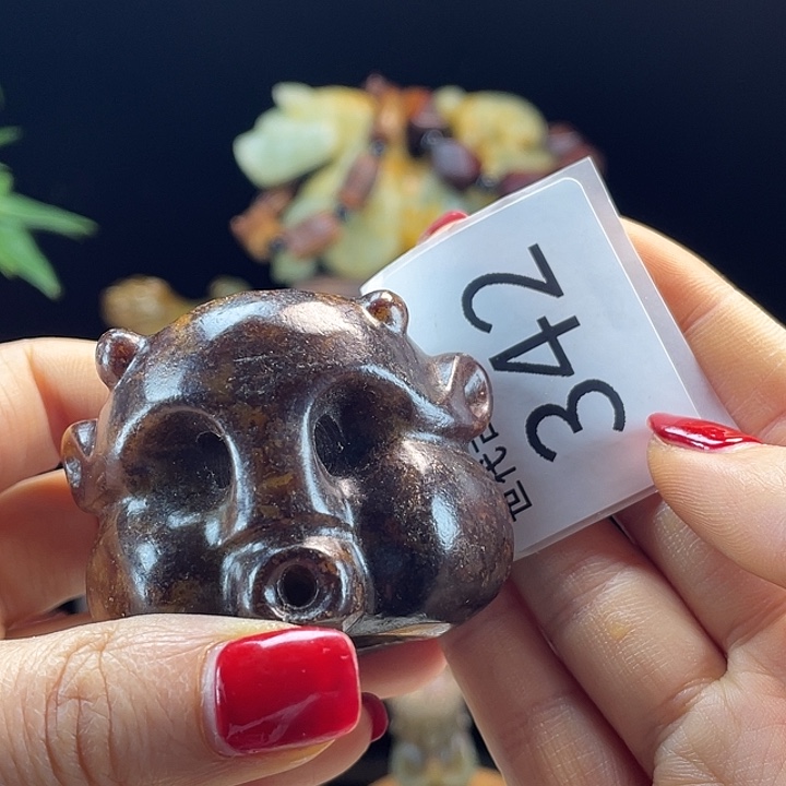 和田玉（糖玉）未镶嵌挂件