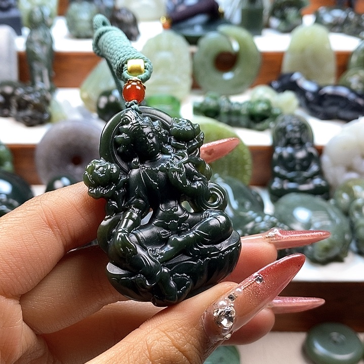 和田玉颈饰未镶嵌