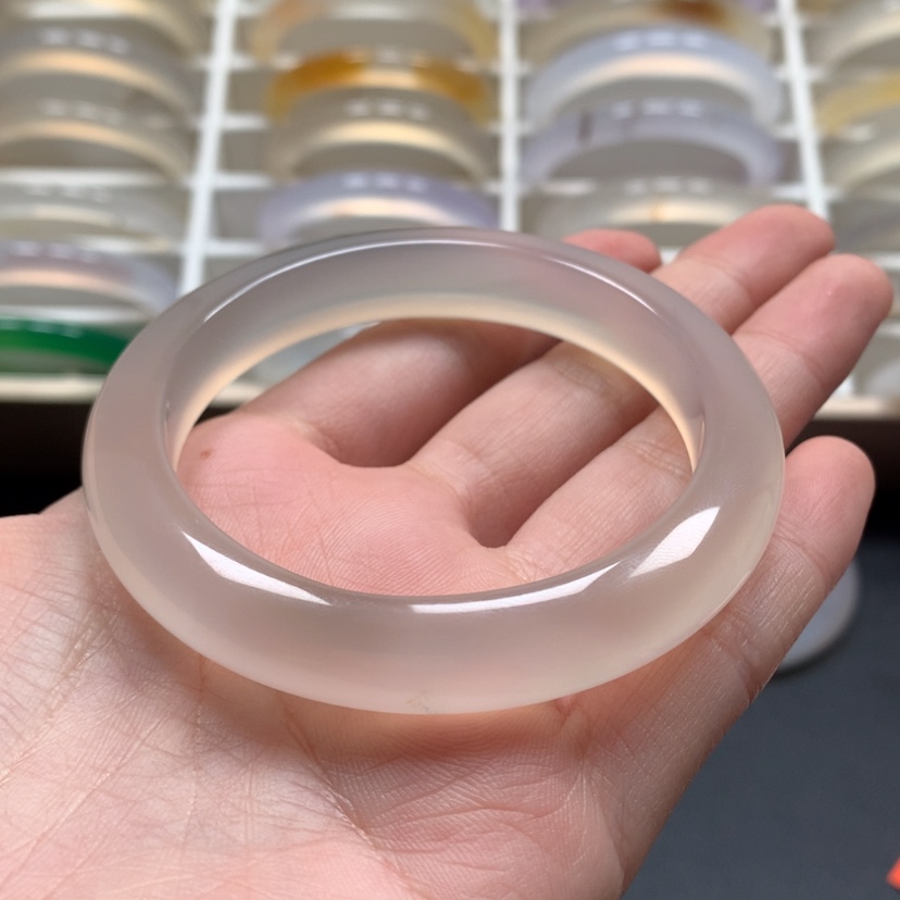 【闪购商品】玛瑙/玉髓手镯未镶嵌修*55圈 扣手 介意勿拍