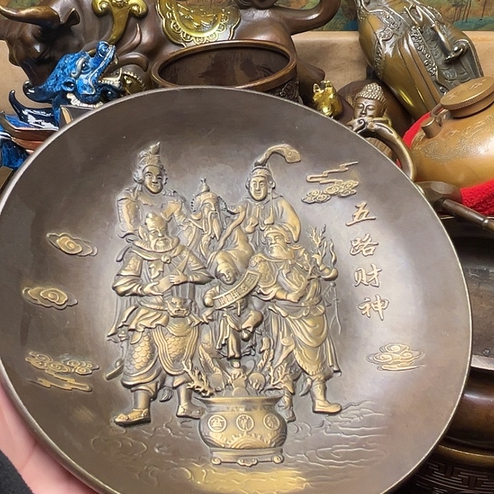 精美铜器批发档口