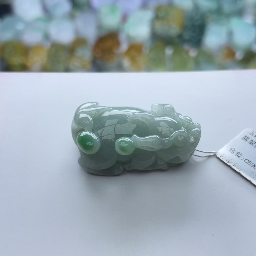 翡翠颈饰未镶嵌貔貅