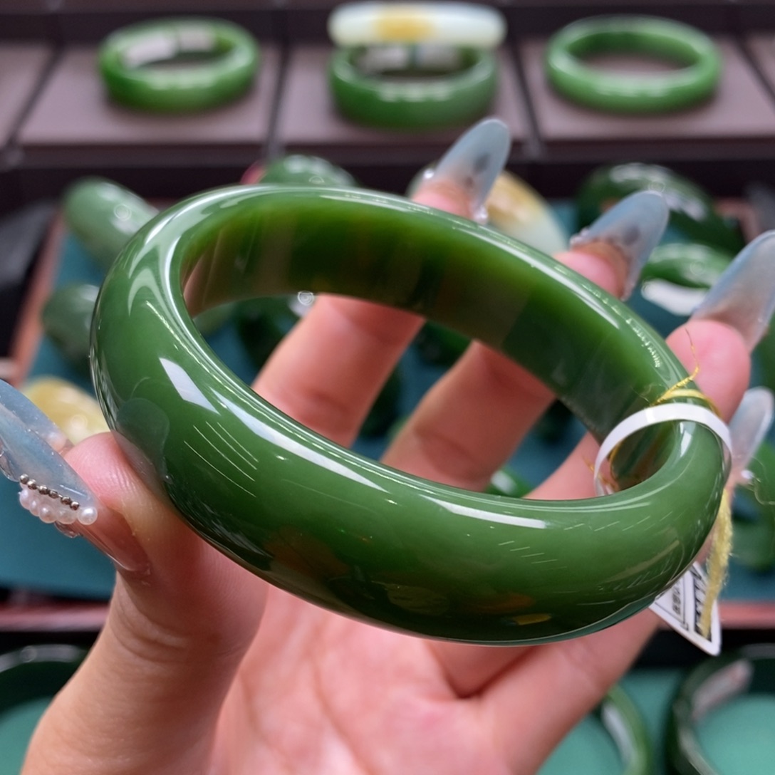 和田玉（碧玉）未镶嵌手镯5859