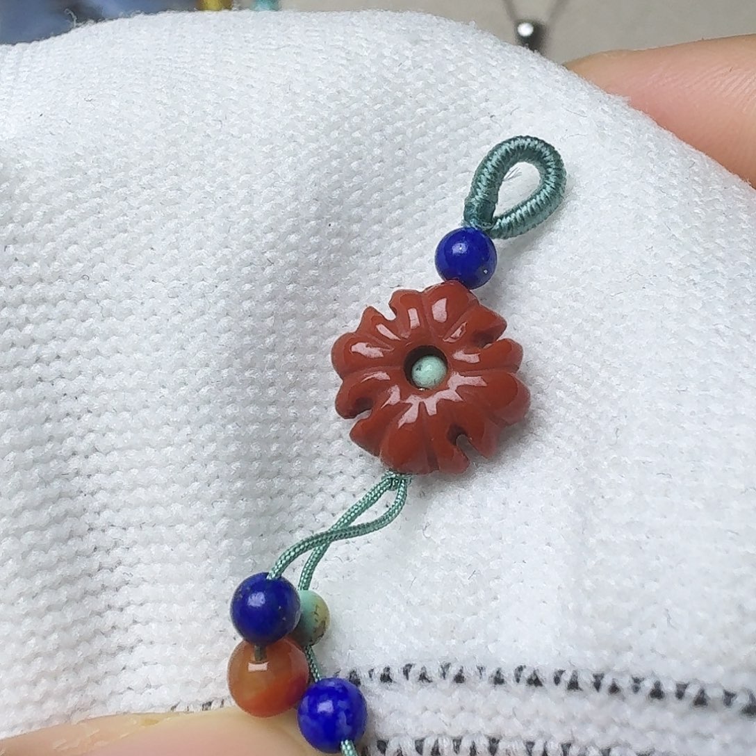 南红玛瑙未镶嵌珠宝奇石