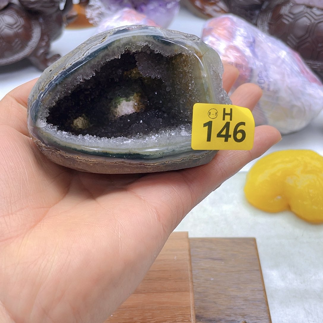 紫晶大型摆件（非配饰）未镶嵌