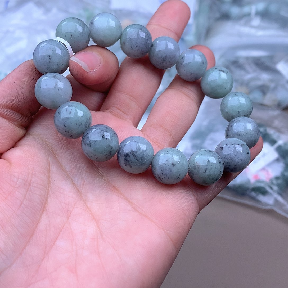 未镶嵌手串定制翡翠