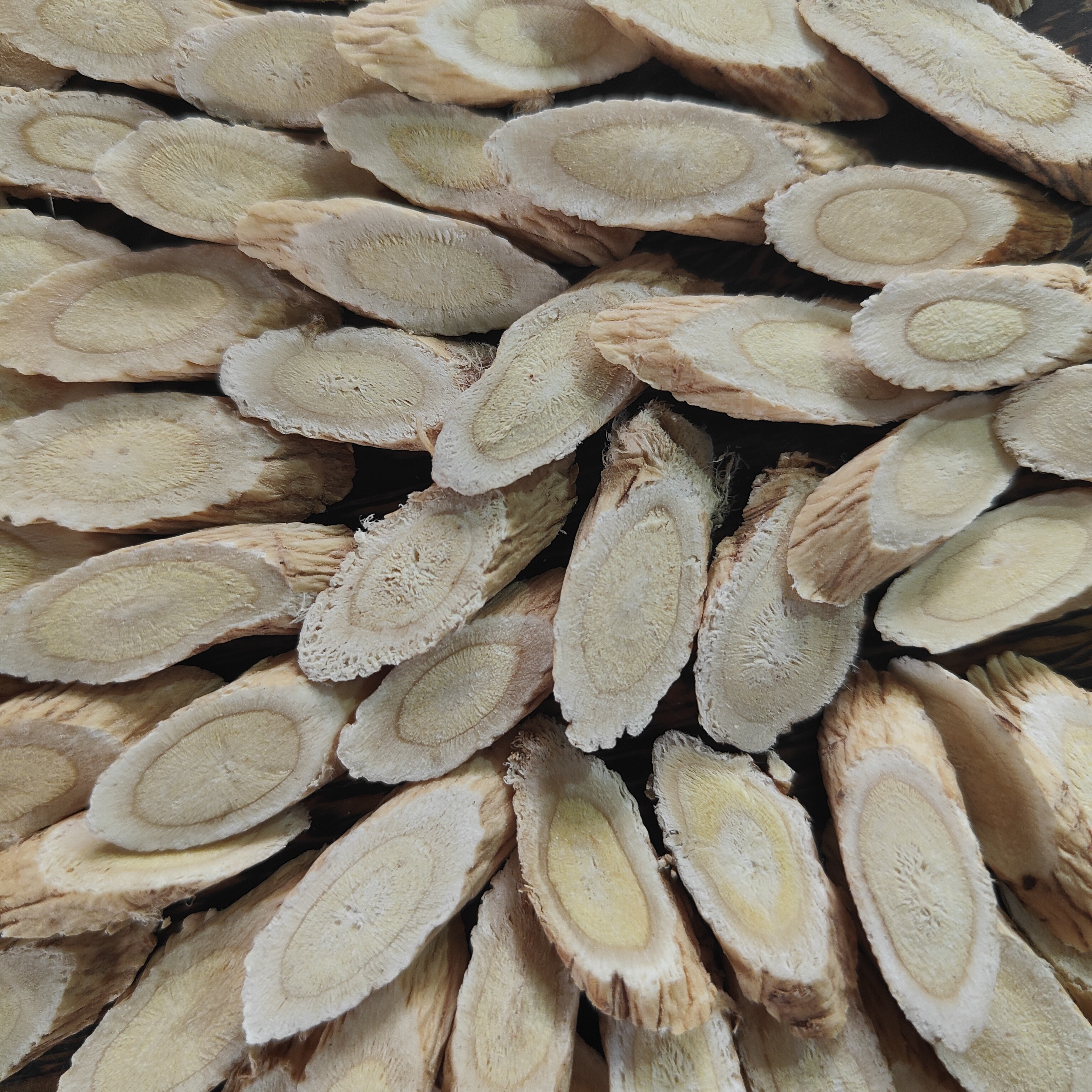 正宗甘肃老黄芪大片无硫新货可泡水煲汤炖肉食用
