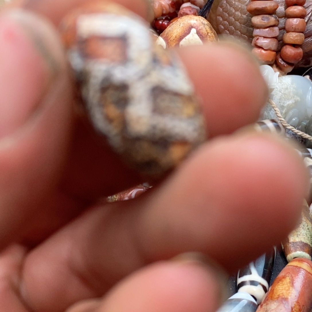 DIY琉璃珠子的形状和形状也很