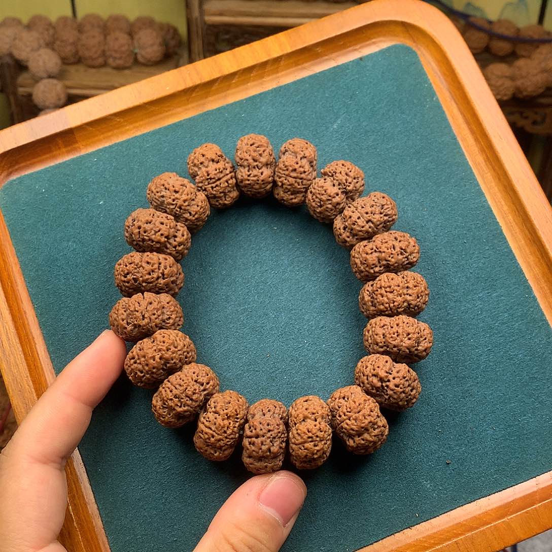 手串金刚菩提5、菠萝蜜夹板24mm微微黄