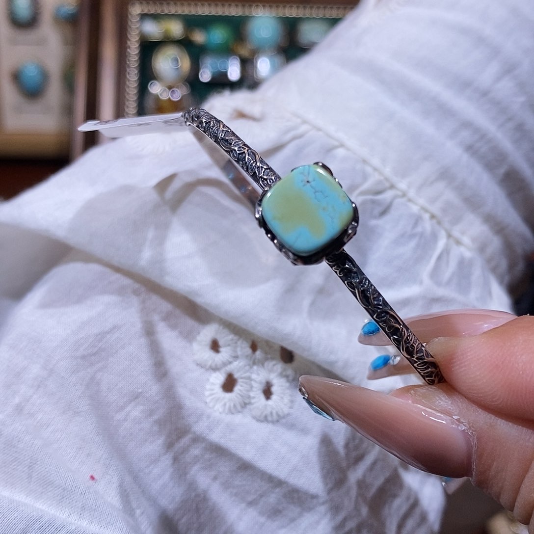绿松石银S925镶嵌手镯m*啦手镯