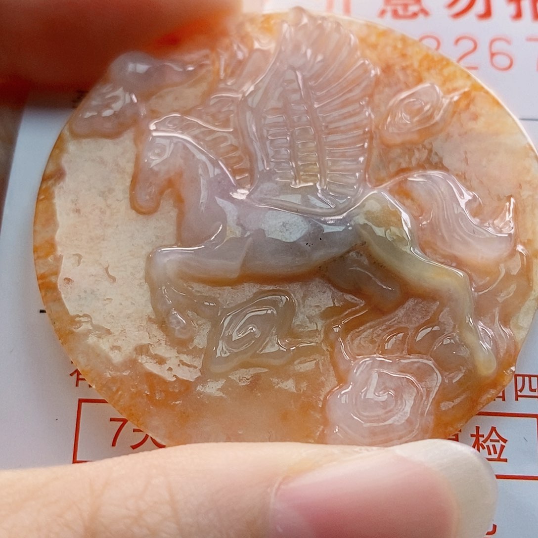 吊坠(不含链)未镶嵌翡翠