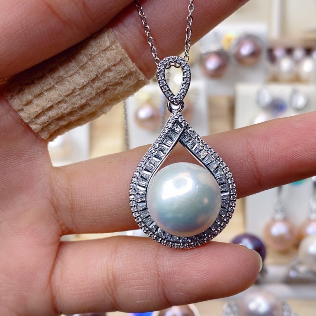 淡水珍珠吊坠(赠链)合金