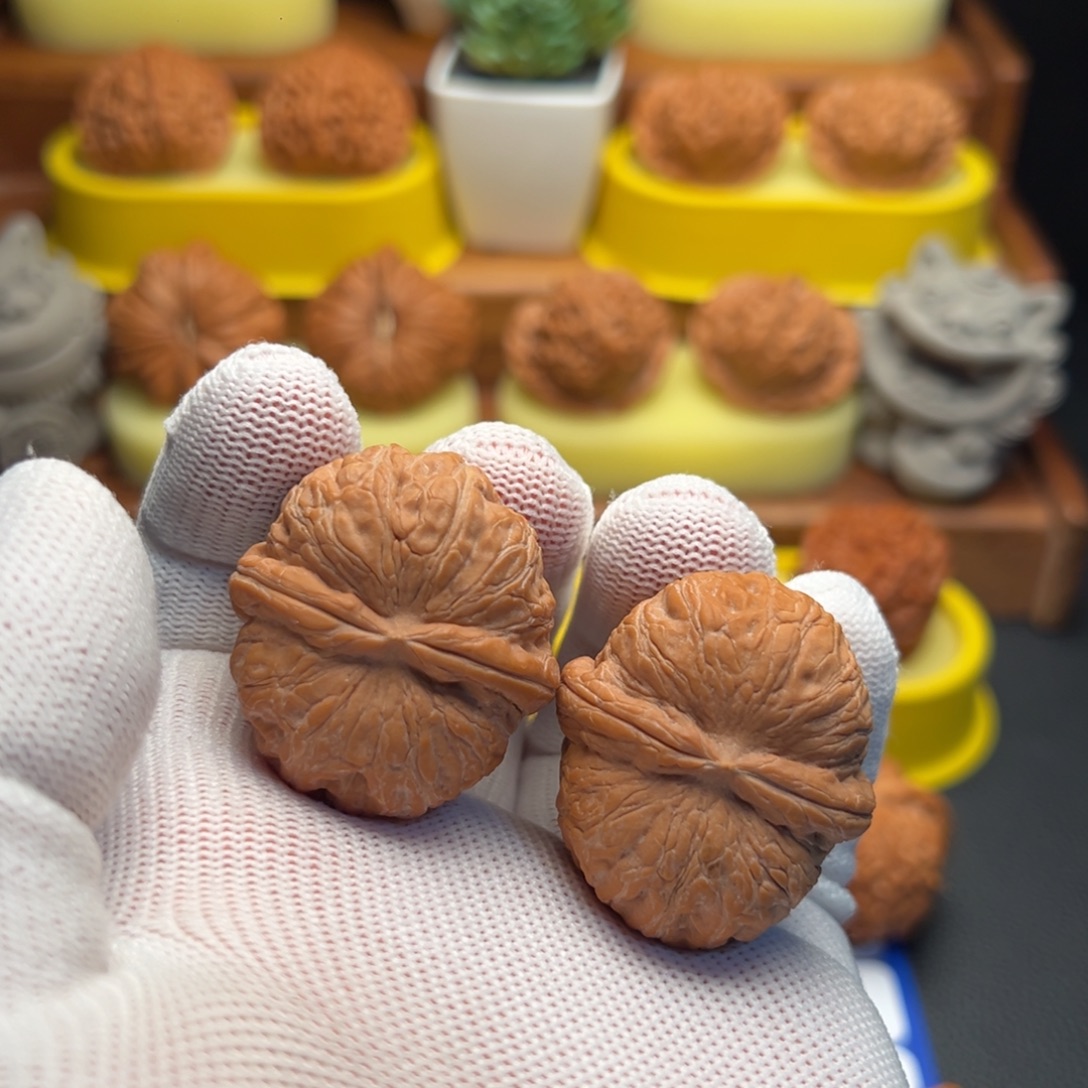 昱***玮文玩核桃吊坠003元宝38加