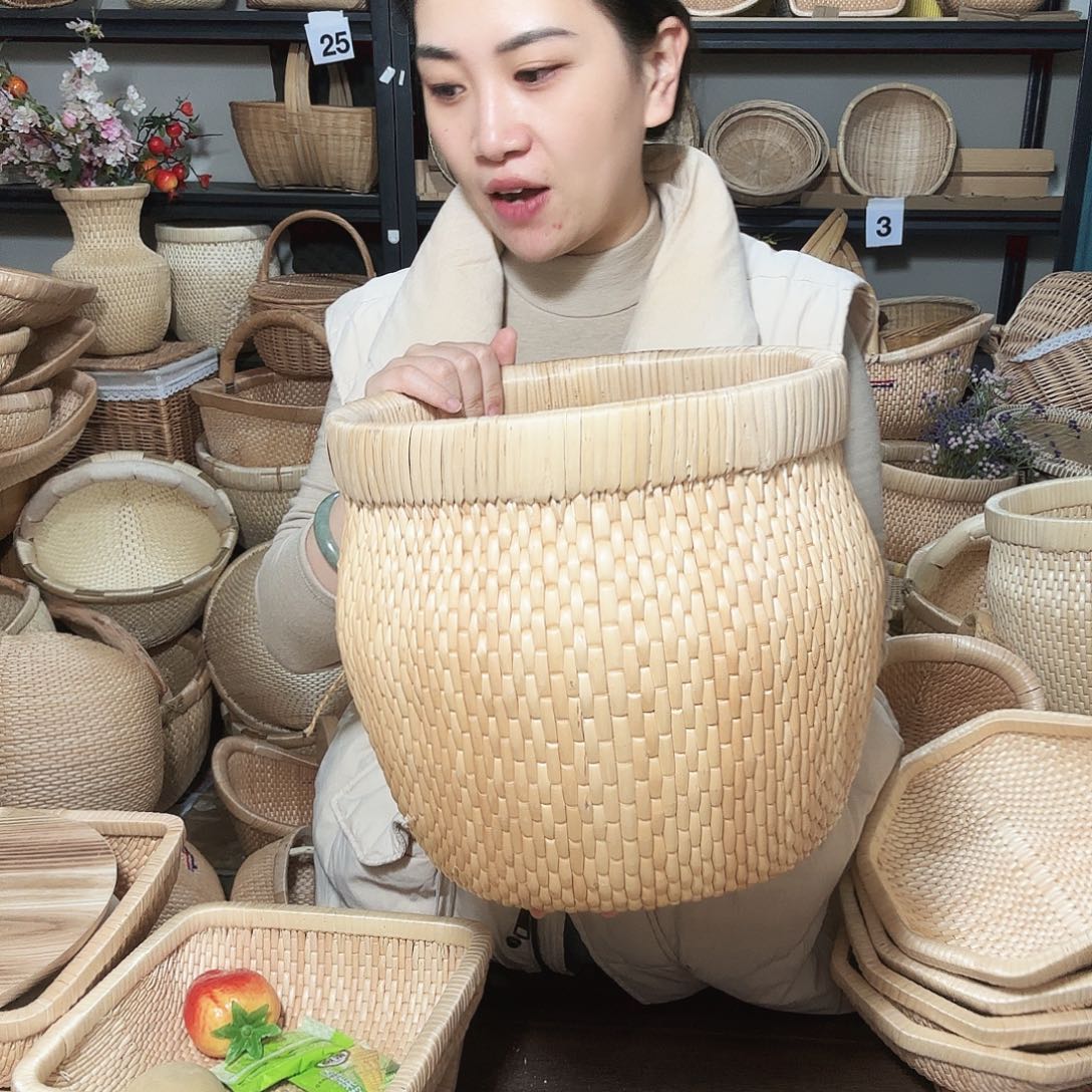 央***央木28+30处理红斗。。