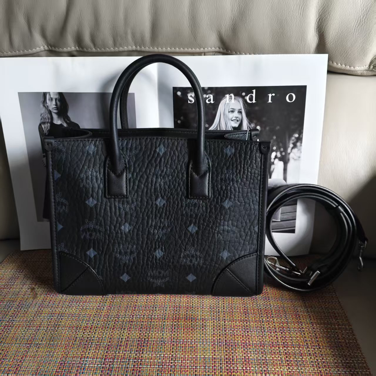 99新 MCM 大麦中古/mcm黑色方拖/斜挎包