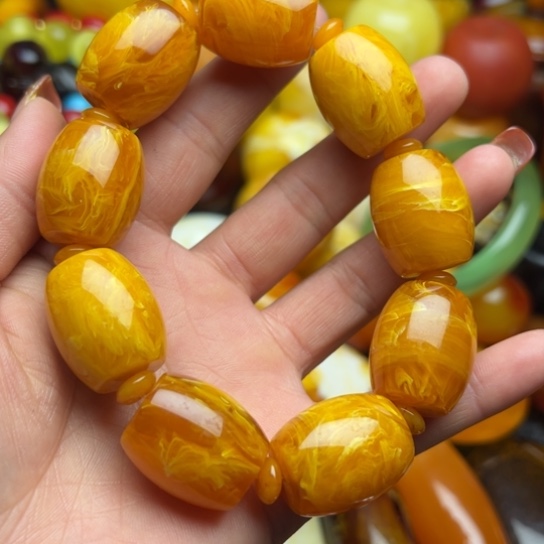 琥珀手串未镶嵌蜜蜡