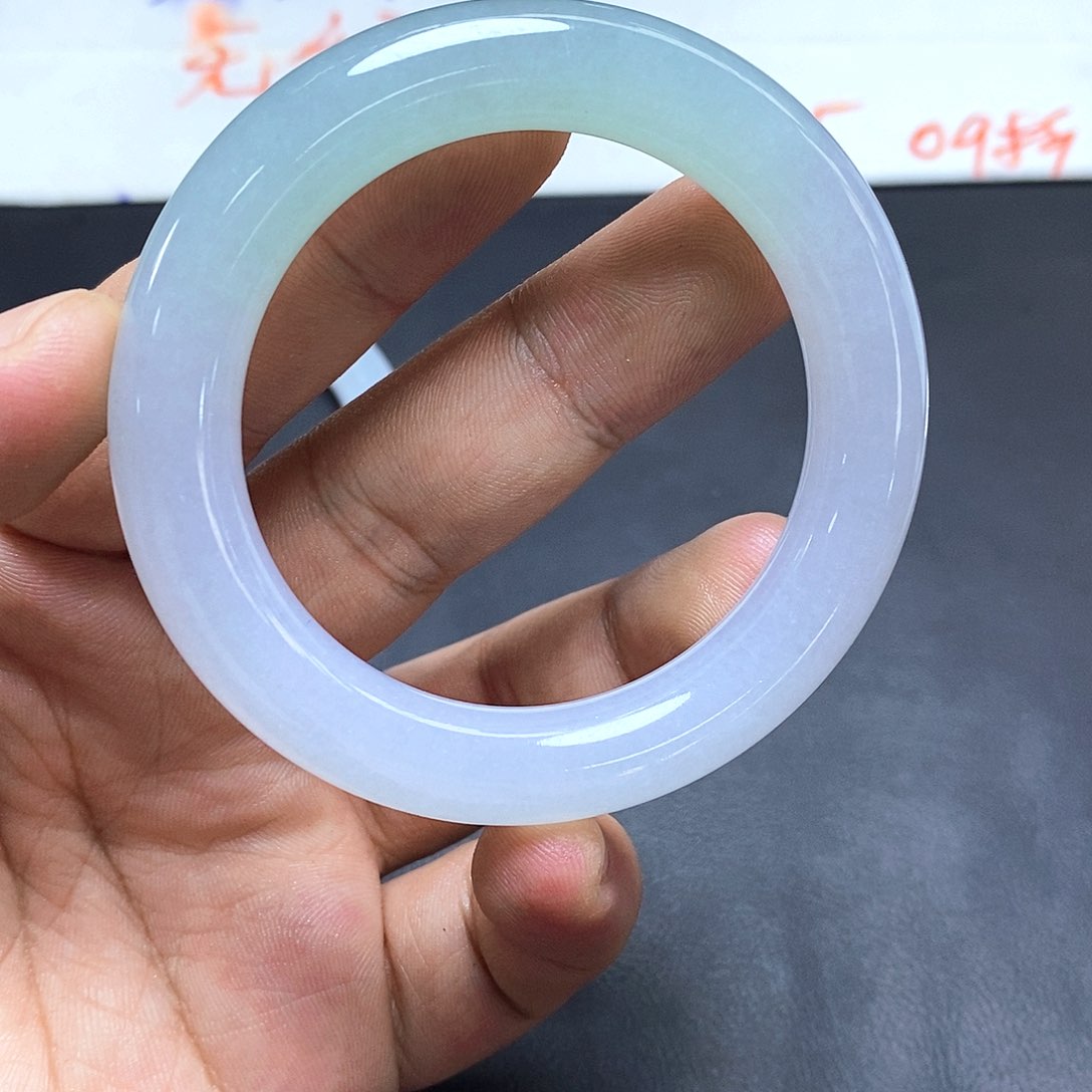 未镶嵌手镯翡翠翡翠手镯