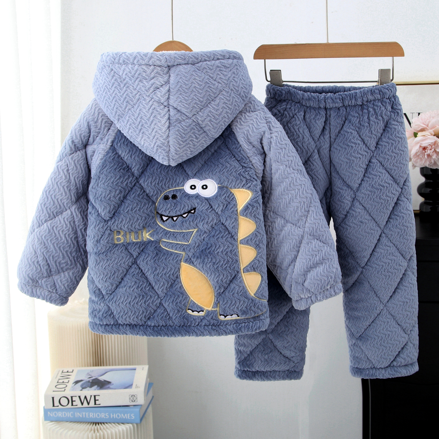 冬季带帽男童睡衣加厚三层加绒法兰绒中大童儿童孩子家居服套装