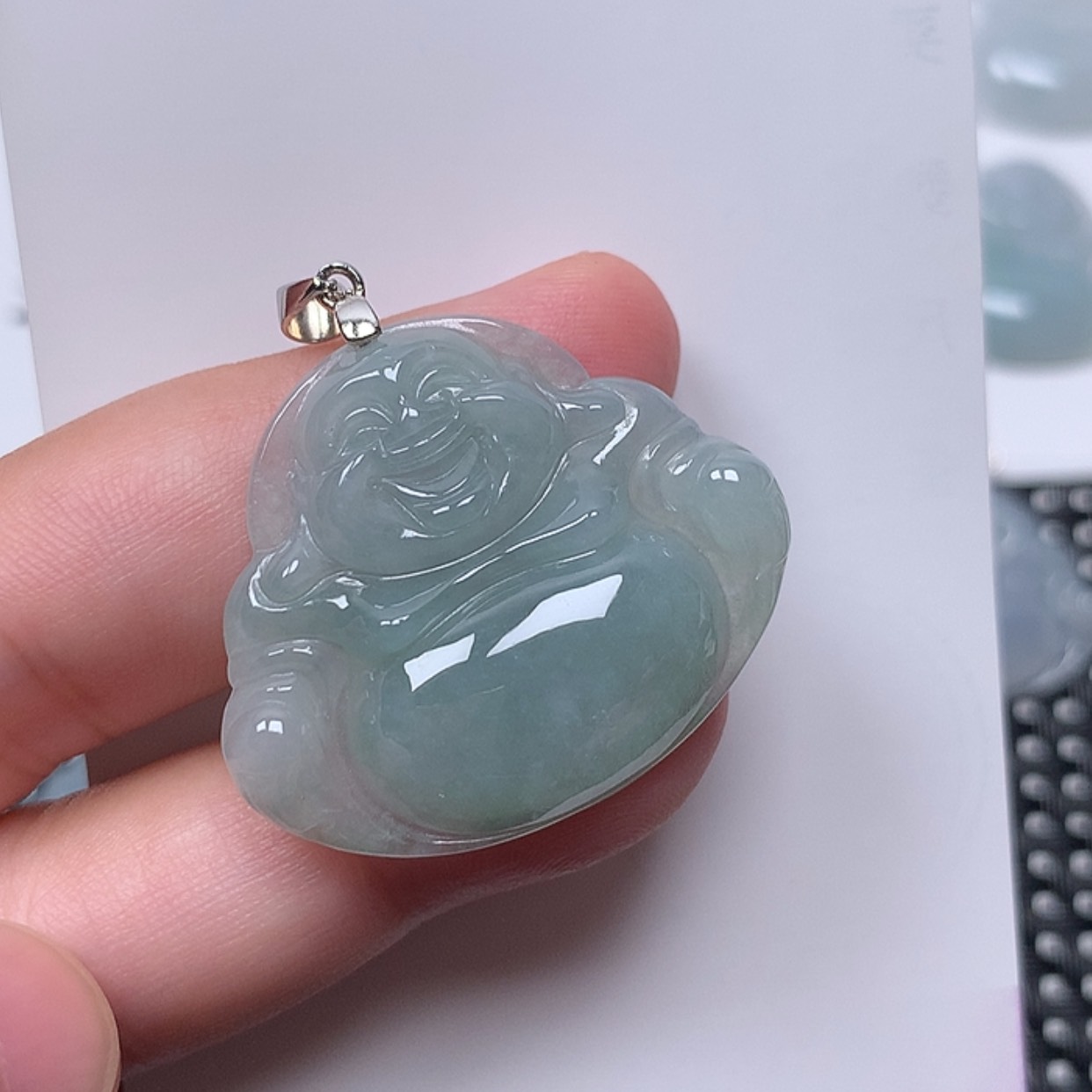 【闪购商品】翡翠未镶嵌颈饰佛公