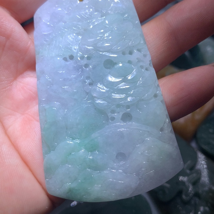 翡翠未镶嵌颈饰保真天然A货翡翠