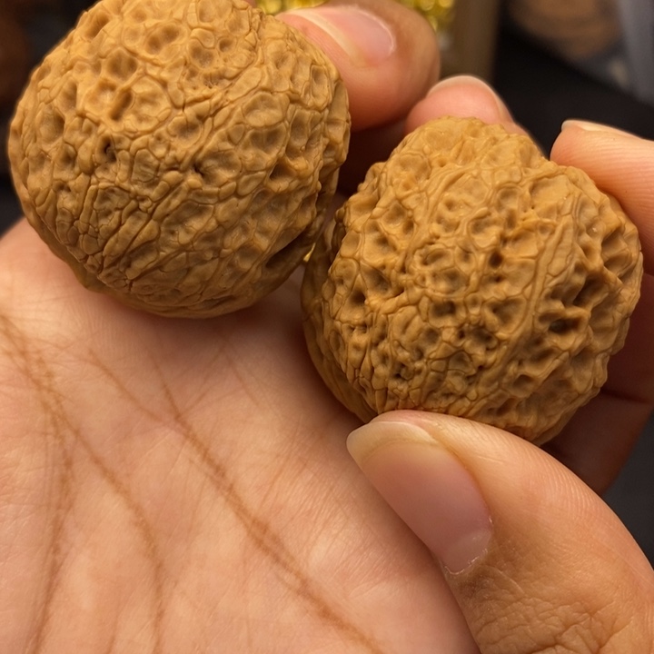 把件文玩核桃42尺牡丹绣球