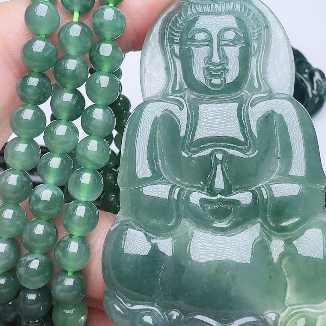 翡翠未镶嵌颈饰111