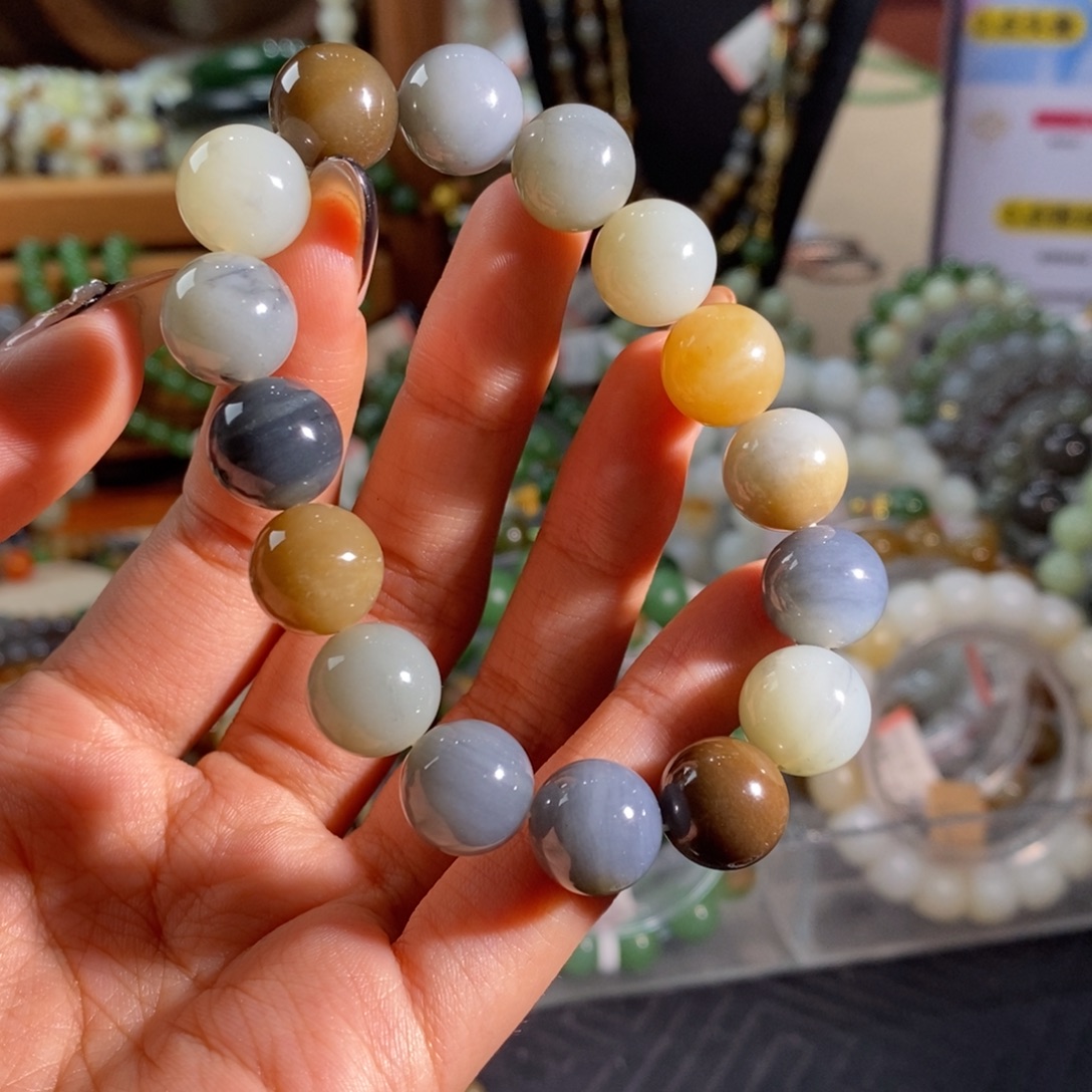 和田玉未镶嵌手链