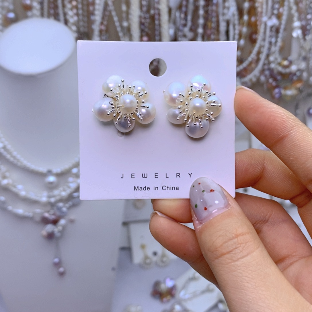 银S925镶嵌淡水珍珠耳饰