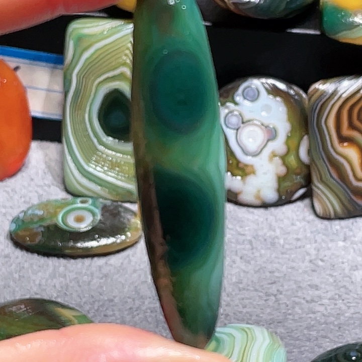 玛瑙未镶嵌珠宝奇石