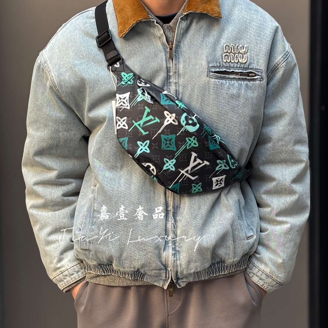 99新 LouisVuitton/路易威登 嘉壹/(6556)Lv涂鸦老花满印斜挎包