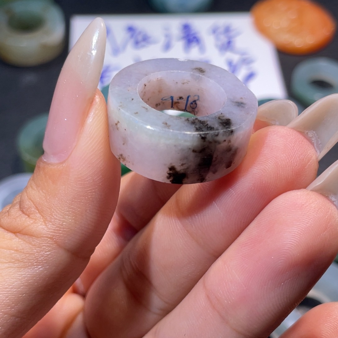 定制翡翠未镶嵌天然翡翠