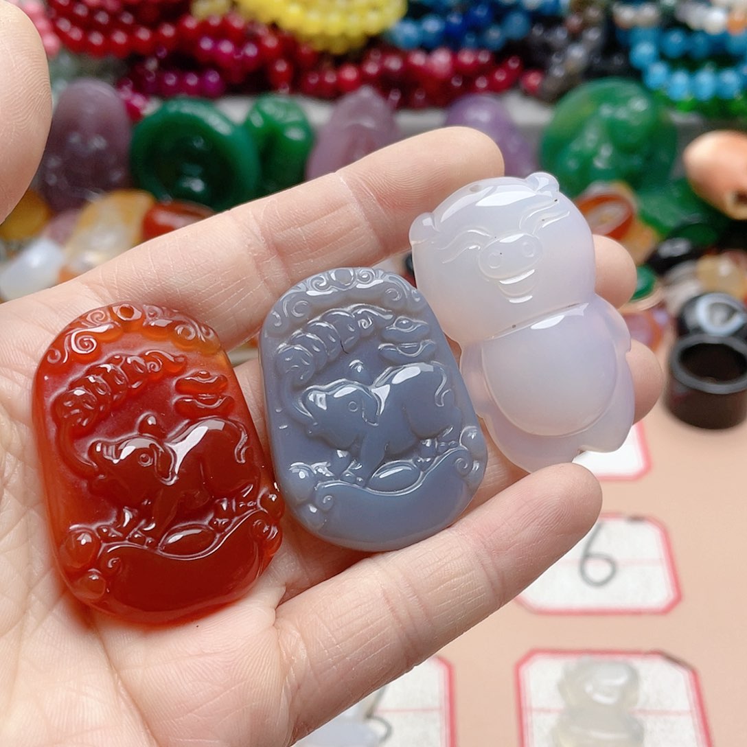 玛瑙/玉髓颈饰合金B*M