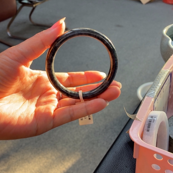 是***吖翡翠未镶嵌手镯翡翠手镯