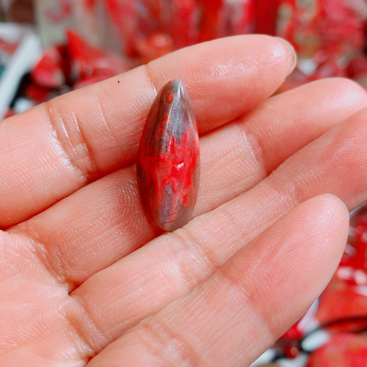 何***子巴林石巴林鸡血牛角d