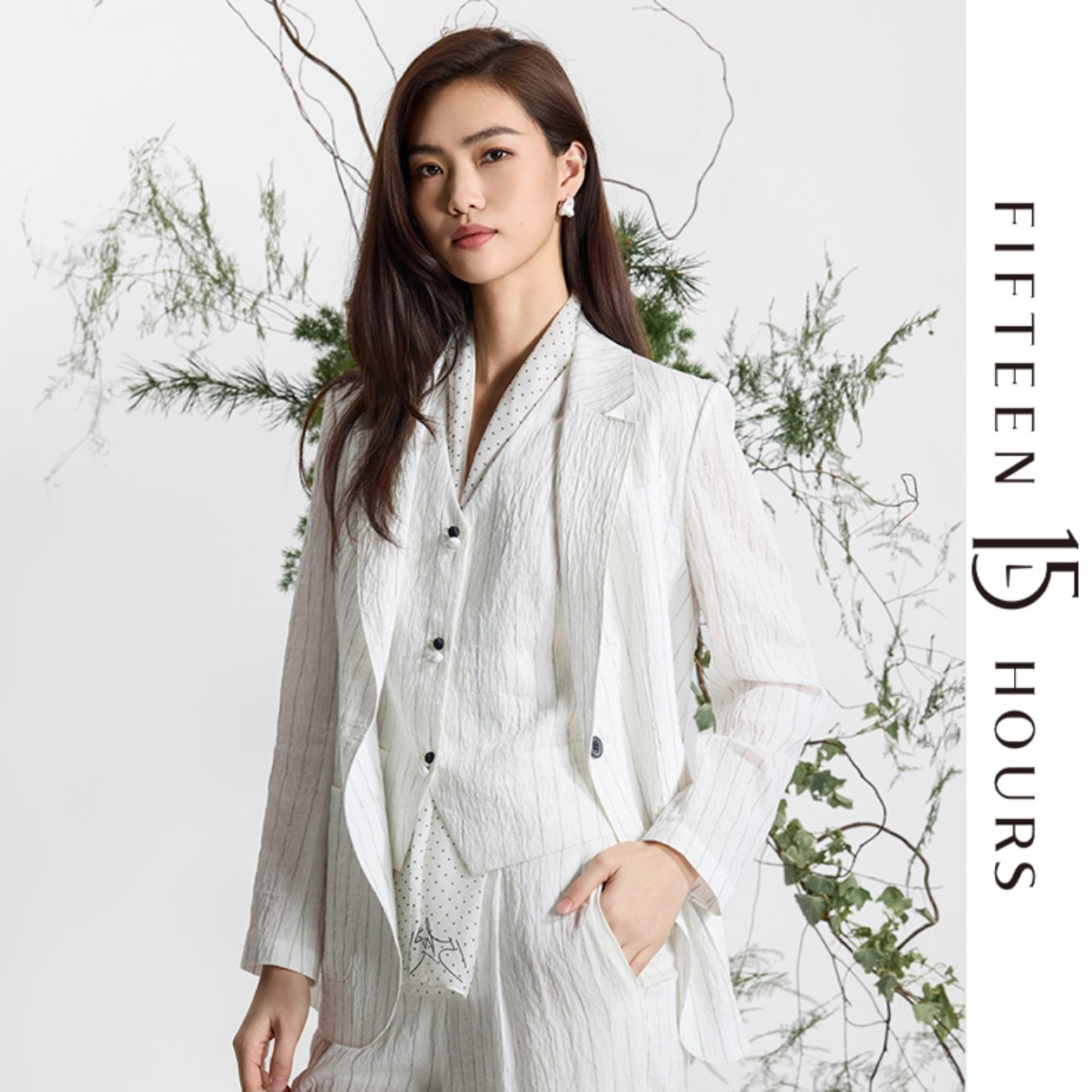 【伊人林】15小时极简老钱风西服马甲三件套套裤