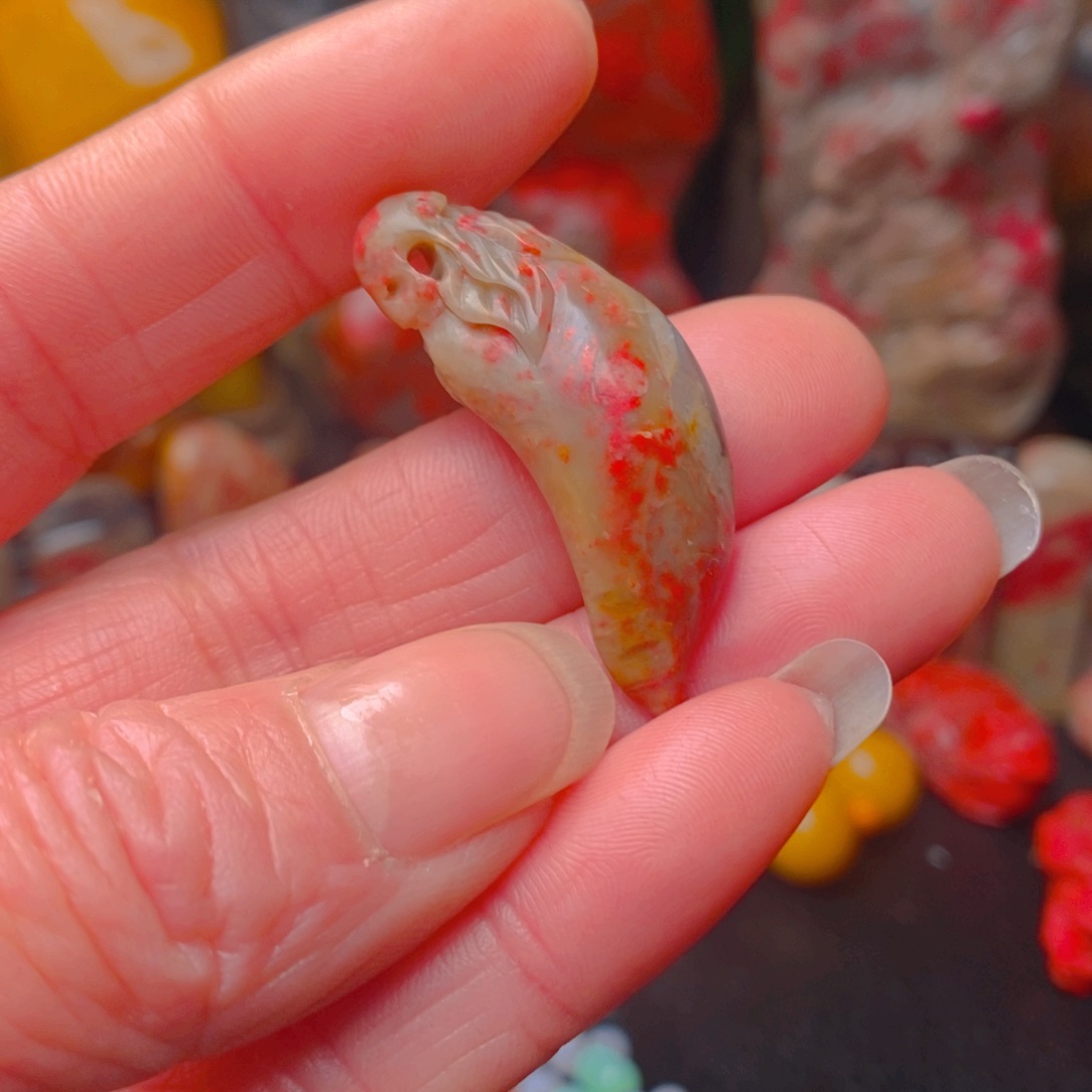 昌化鸡血石昌化鸡血石挂件