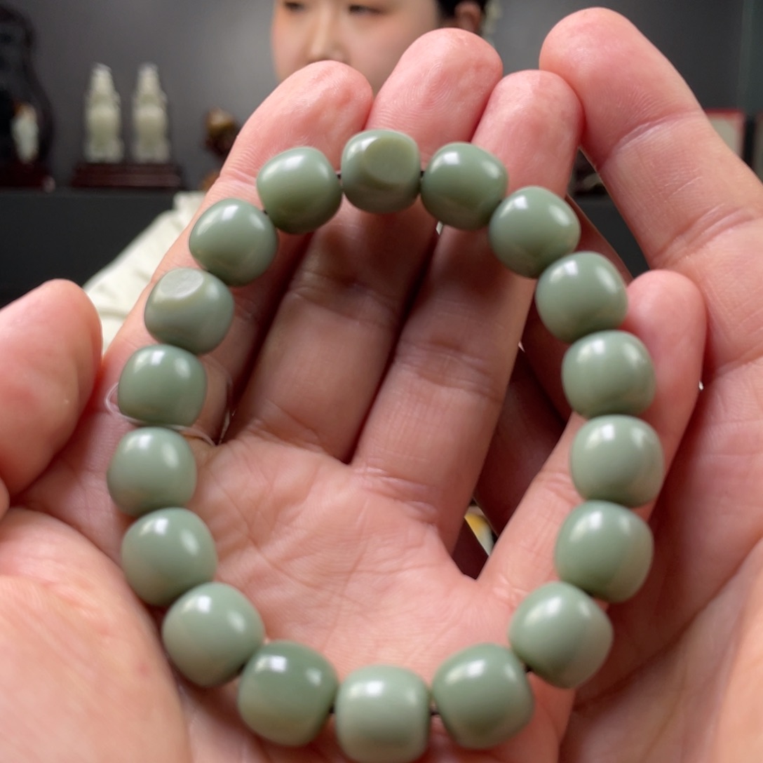 未镶嵌和田玉摆件和田玉手串未镶嵌