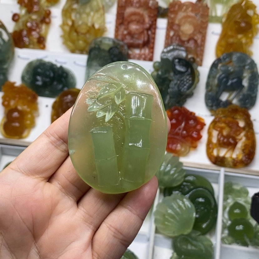【闪购商品】未镶嵌蛇纹石玉颈饰