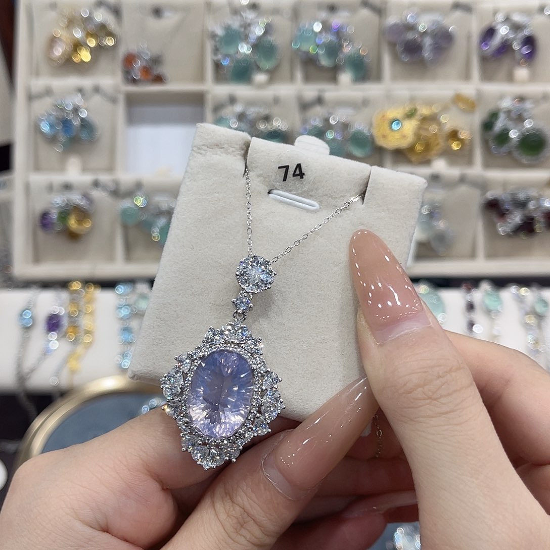 沧****颈饰银S925镶嵌紫晶