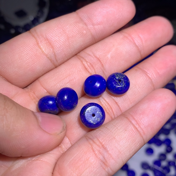 C***e青金石未镶嵌隔片5颗