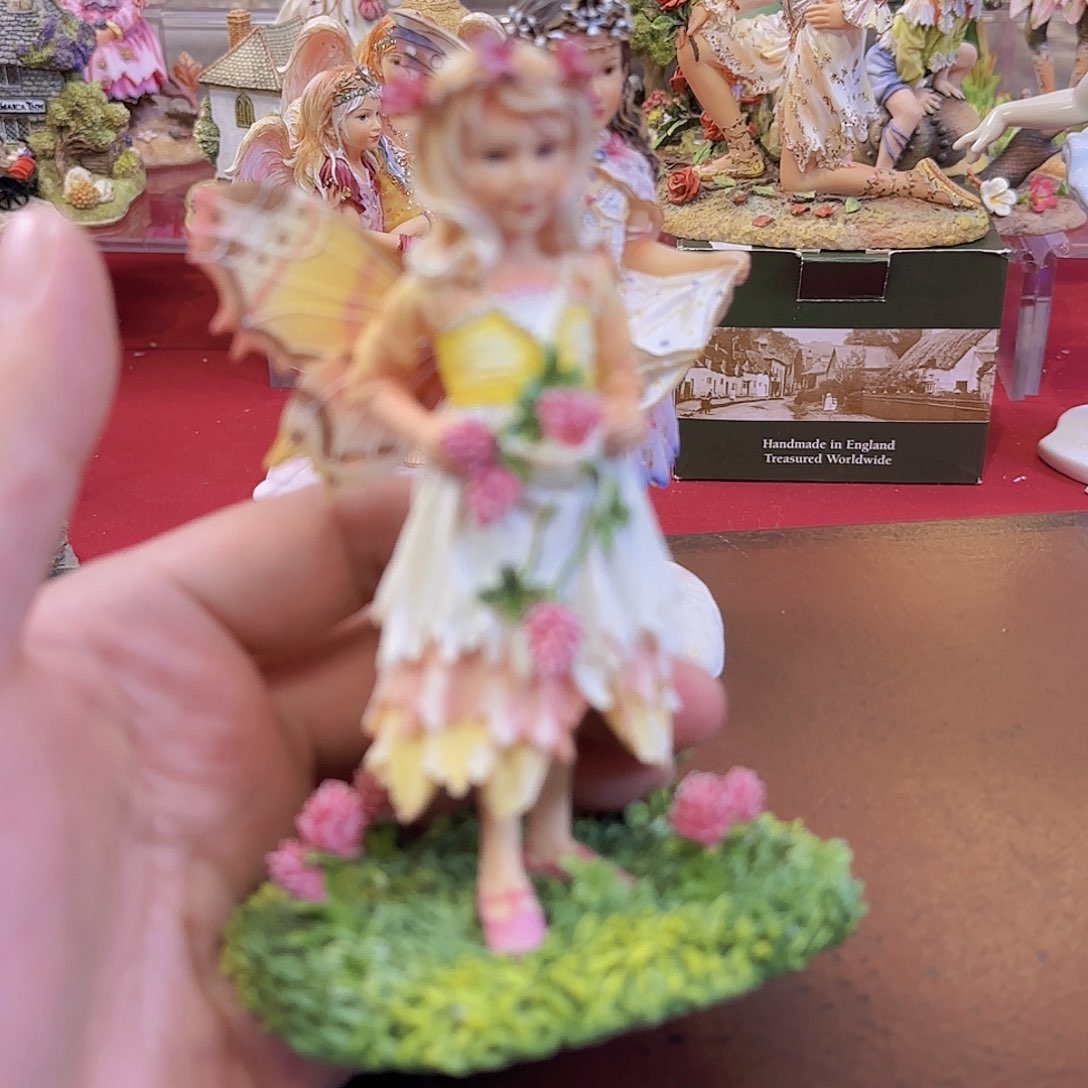 摆件欧洲瓷器收藏鉴赏博览中心