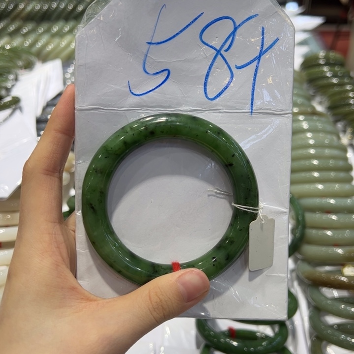 和田玉（糖玉）手镯未镶嵌