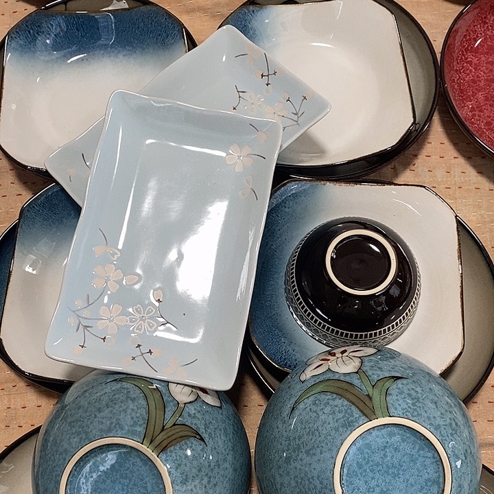 瓷片12件碗盘微瑕介意慎拍4个碗