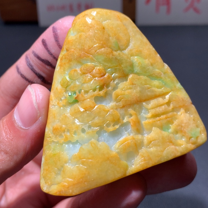 翡翠未镶嵌颈饰保真天然a货翡翠