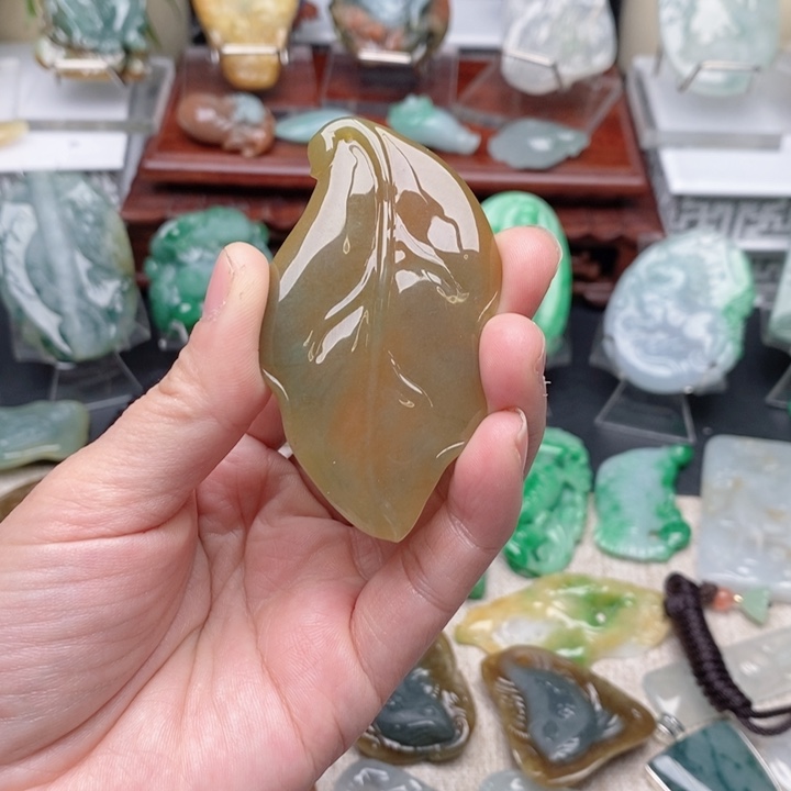 翡翠未镶嵌颈饰缅甸翡翠Ａ货挂件