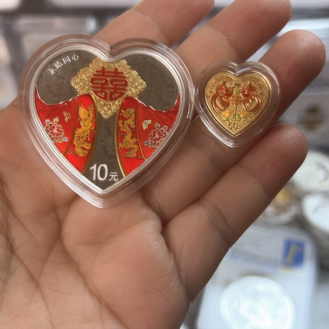 纯金2025年心金银带原盒原证