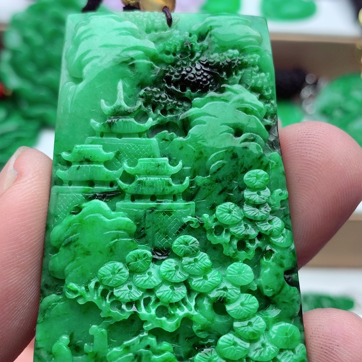 翡翠未镶嵌吊坠(不含链)